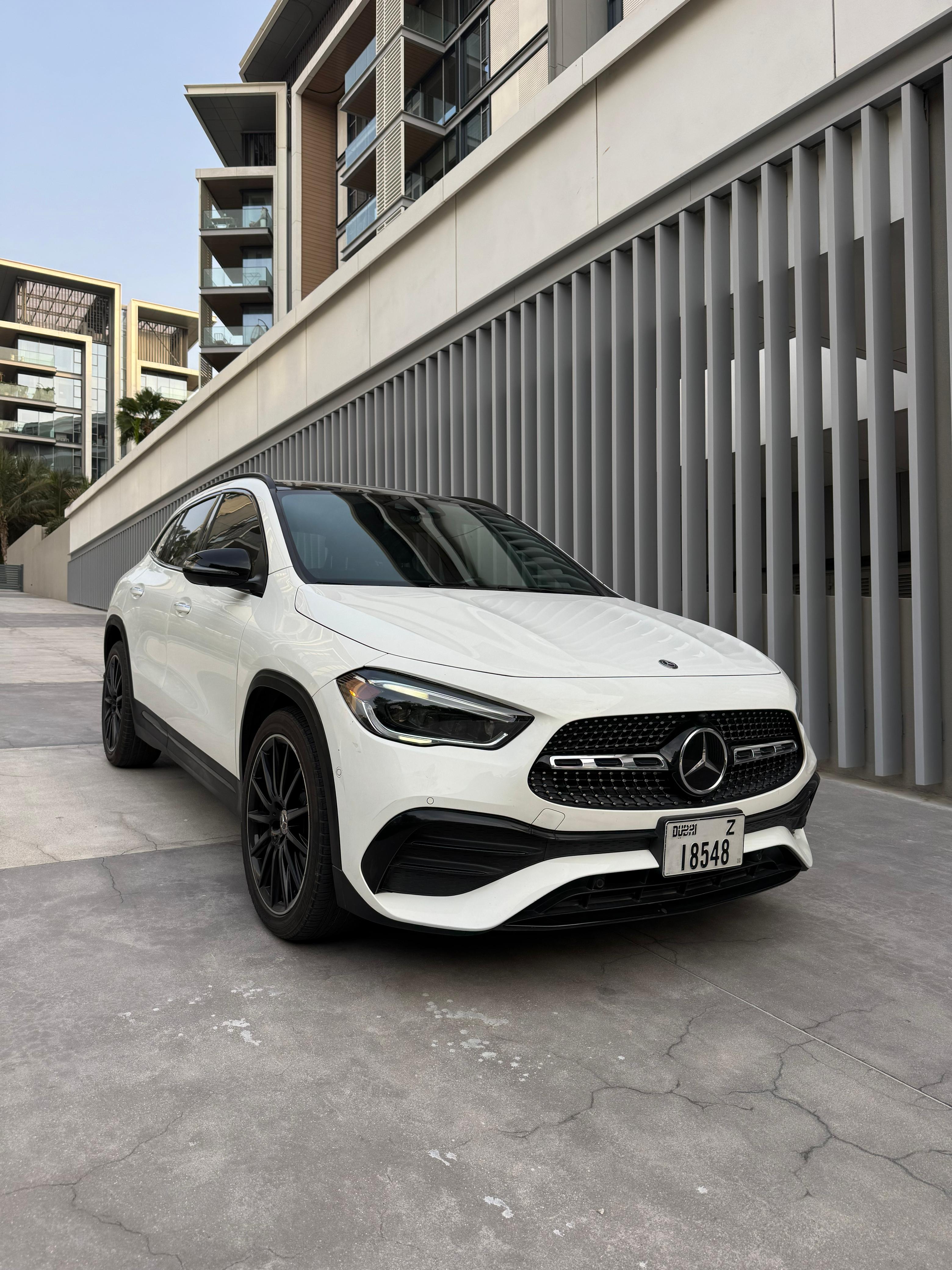 Mercedes Benz GLA  2021